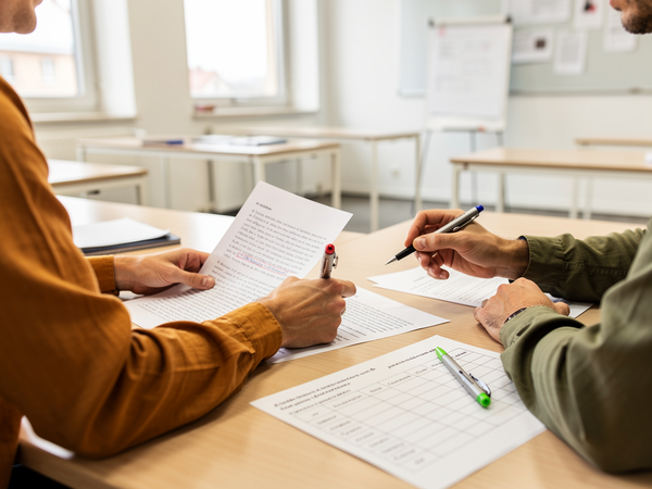 Bild zu Erschließung, Übersetzung, Interpretation - Konzeption und Bewertung schriftlicher Arbeiten gemäß Kernlehrplan Latein S I